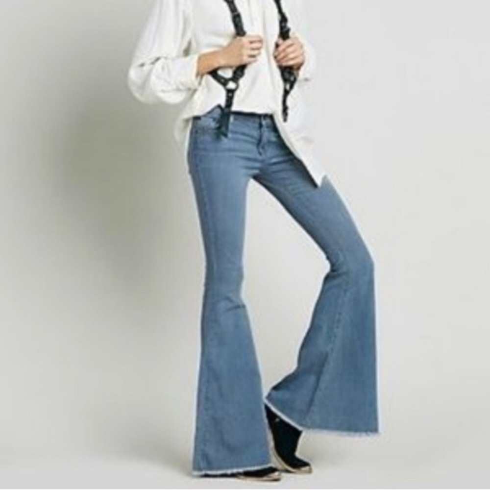 FREE PEOPLE super Flare denim 28